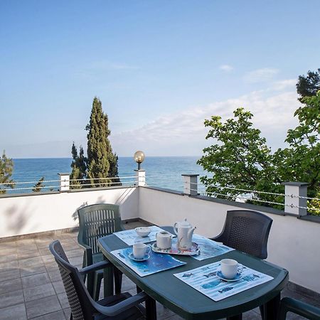 Alba Marina Apartment San Lorenzo al Mare Ngoại thất bức ảnh