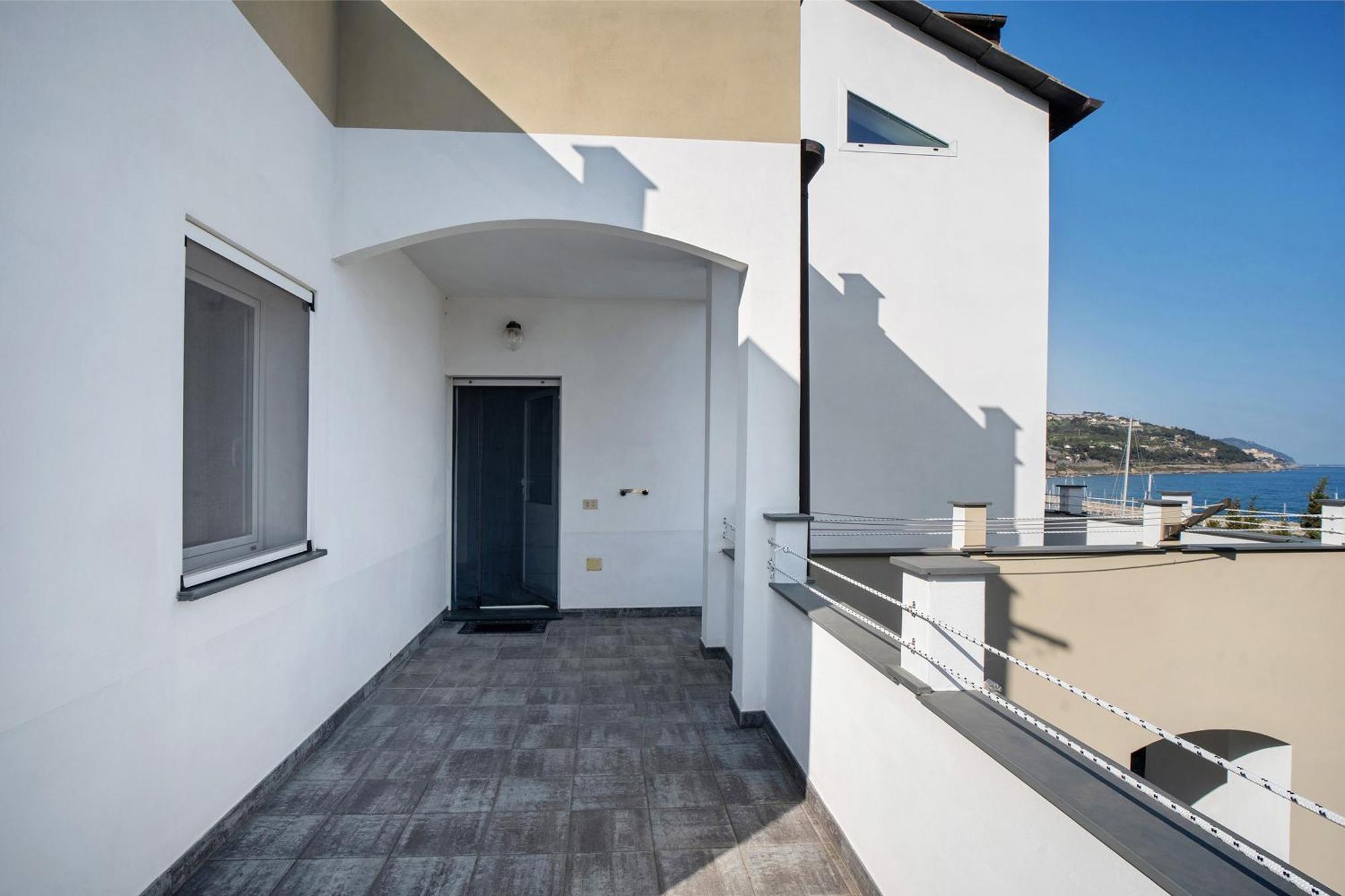 Alba Marina Apartment San Lorenzo al Mare Ngoại thất bức ảnh